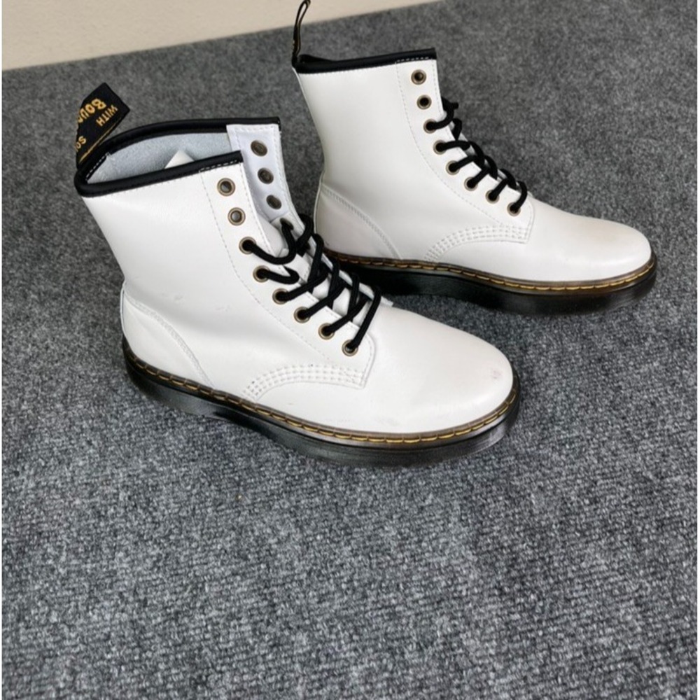 Dr Martens Zavala Combat White With Black Boots Ankle Lace up Size 6M/7L